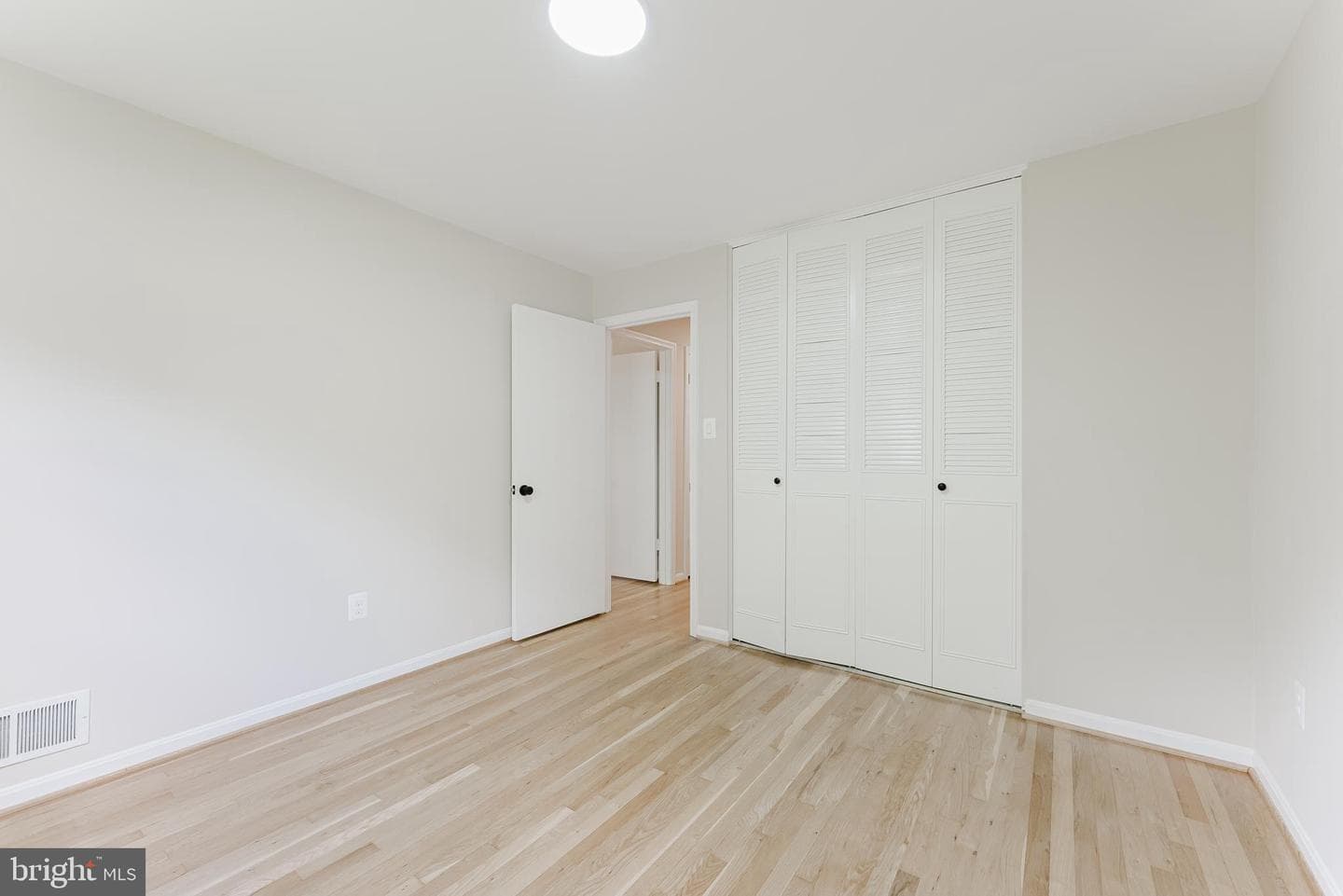 4911 Wycliff Lane photo 23