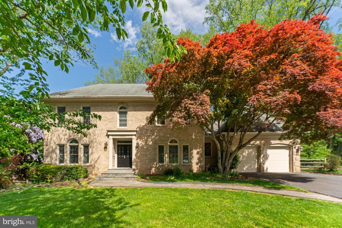 1504 Night Shade Court photo 2