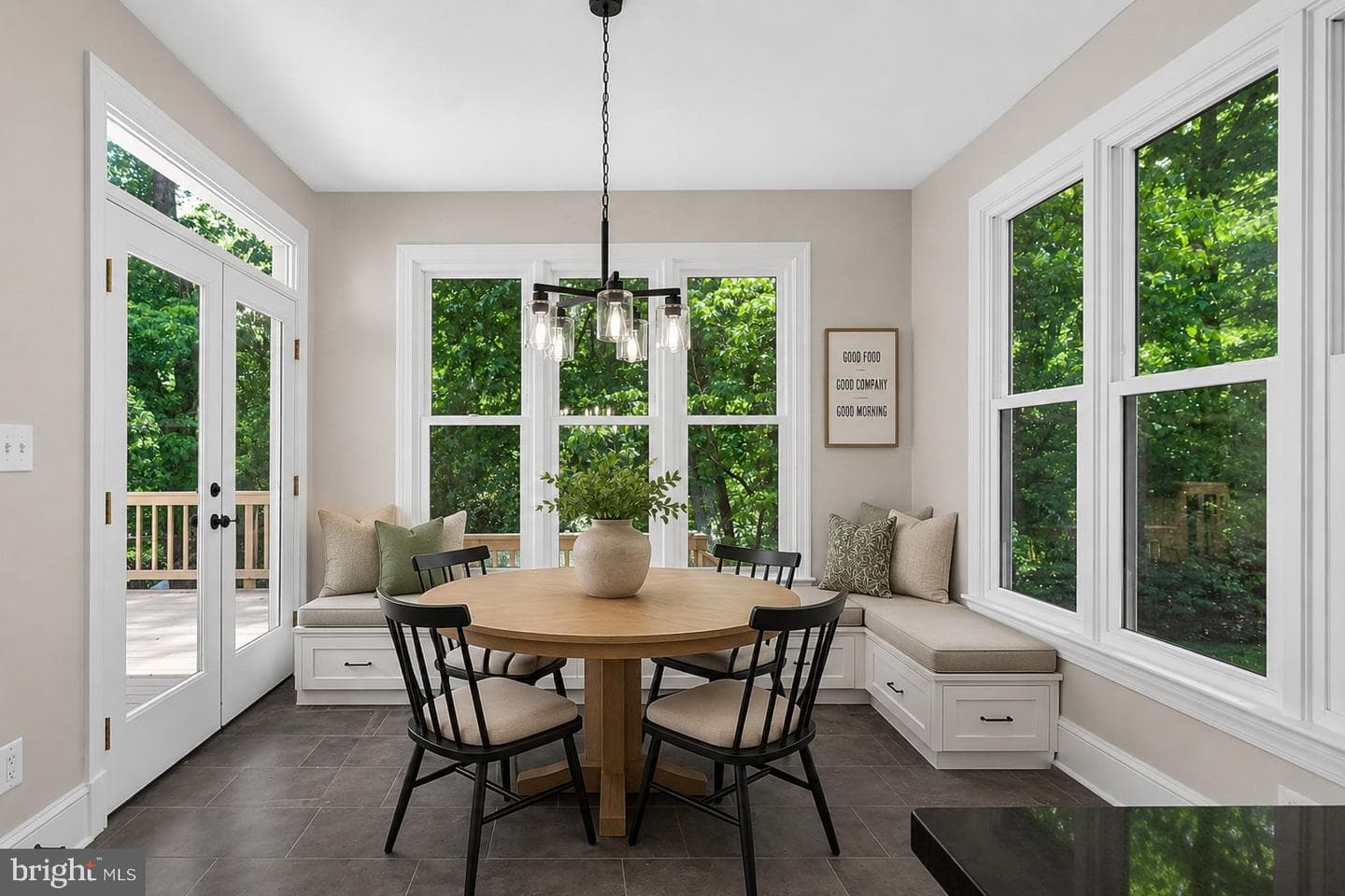 1504 Night Shade Court photo 22