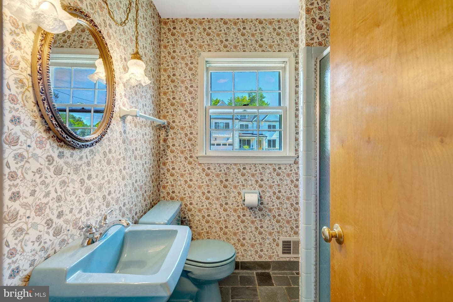 6413 Noble Drive photo 40