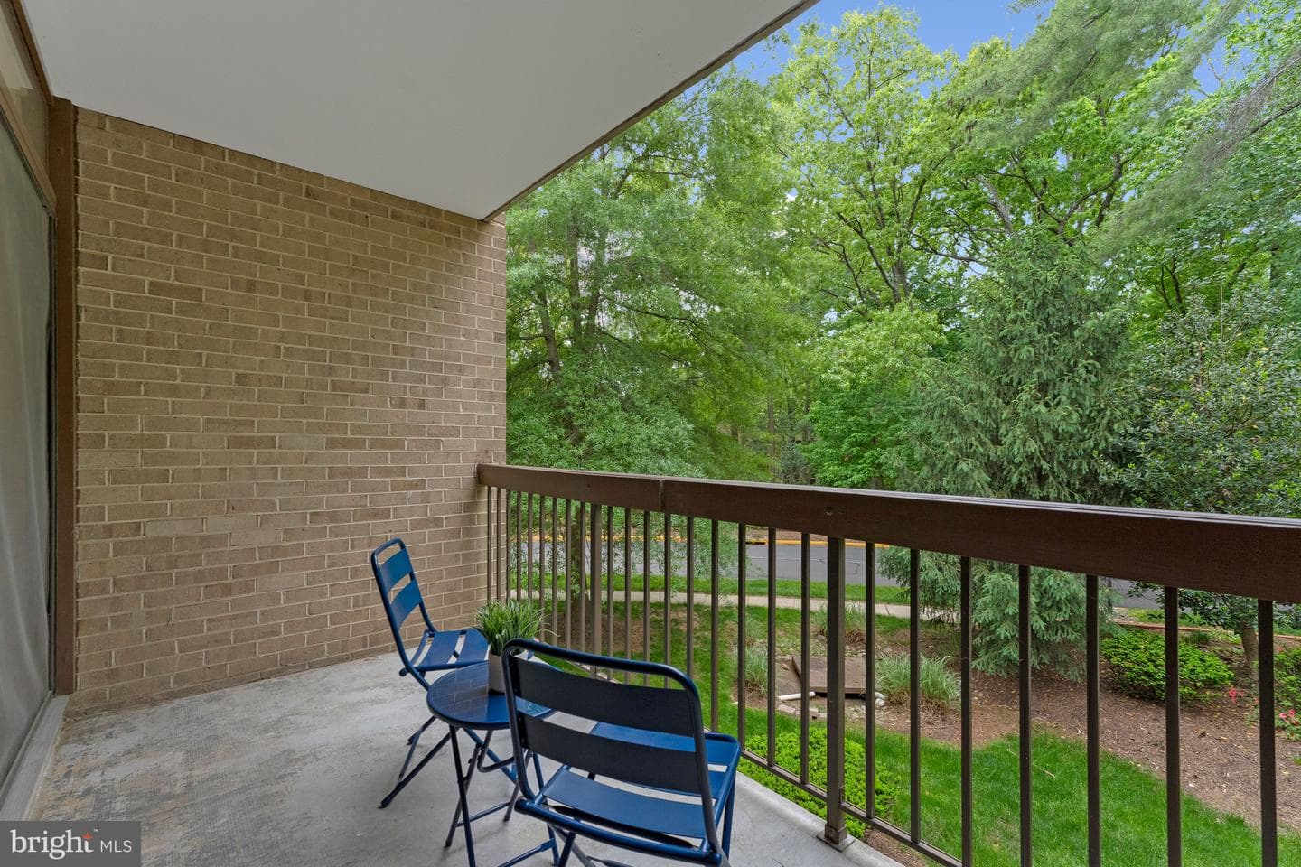 1621 Parkcrest Circle #201 photo 24