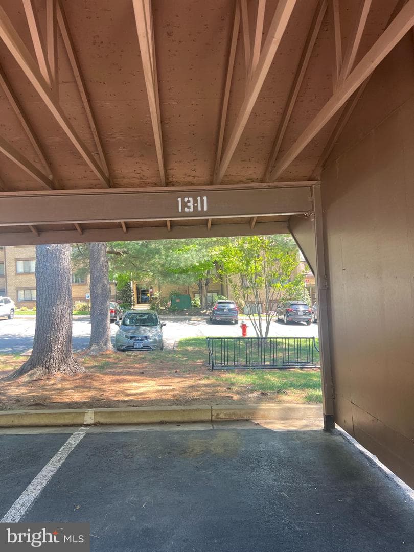 1621 Parkcrest Circle #201 photo 27