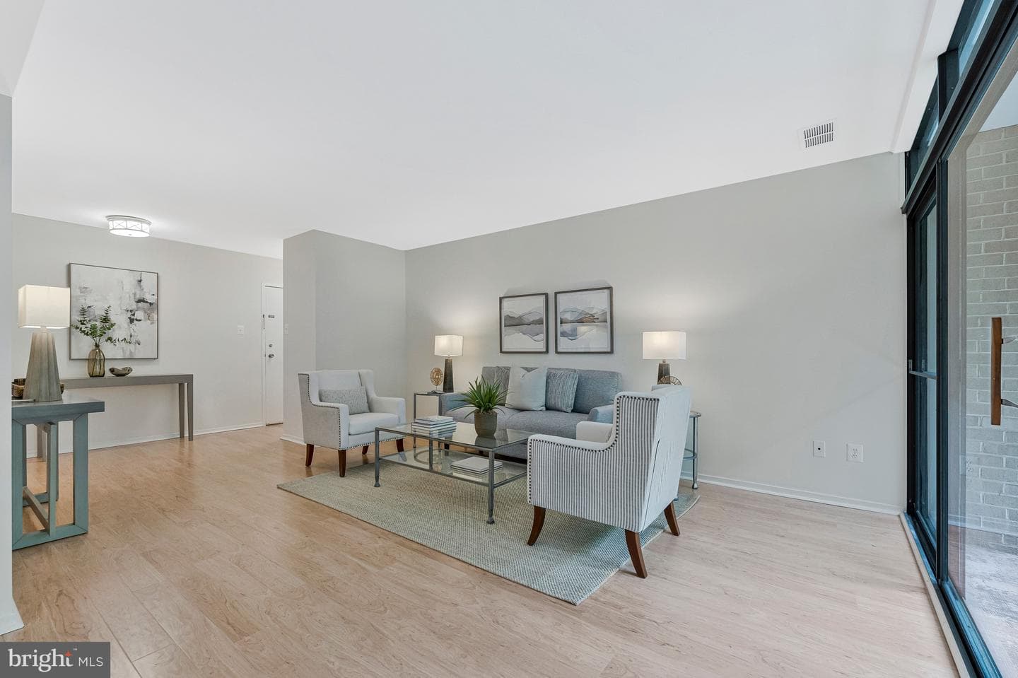 1621 Parkcrest Circle #201 photo 5