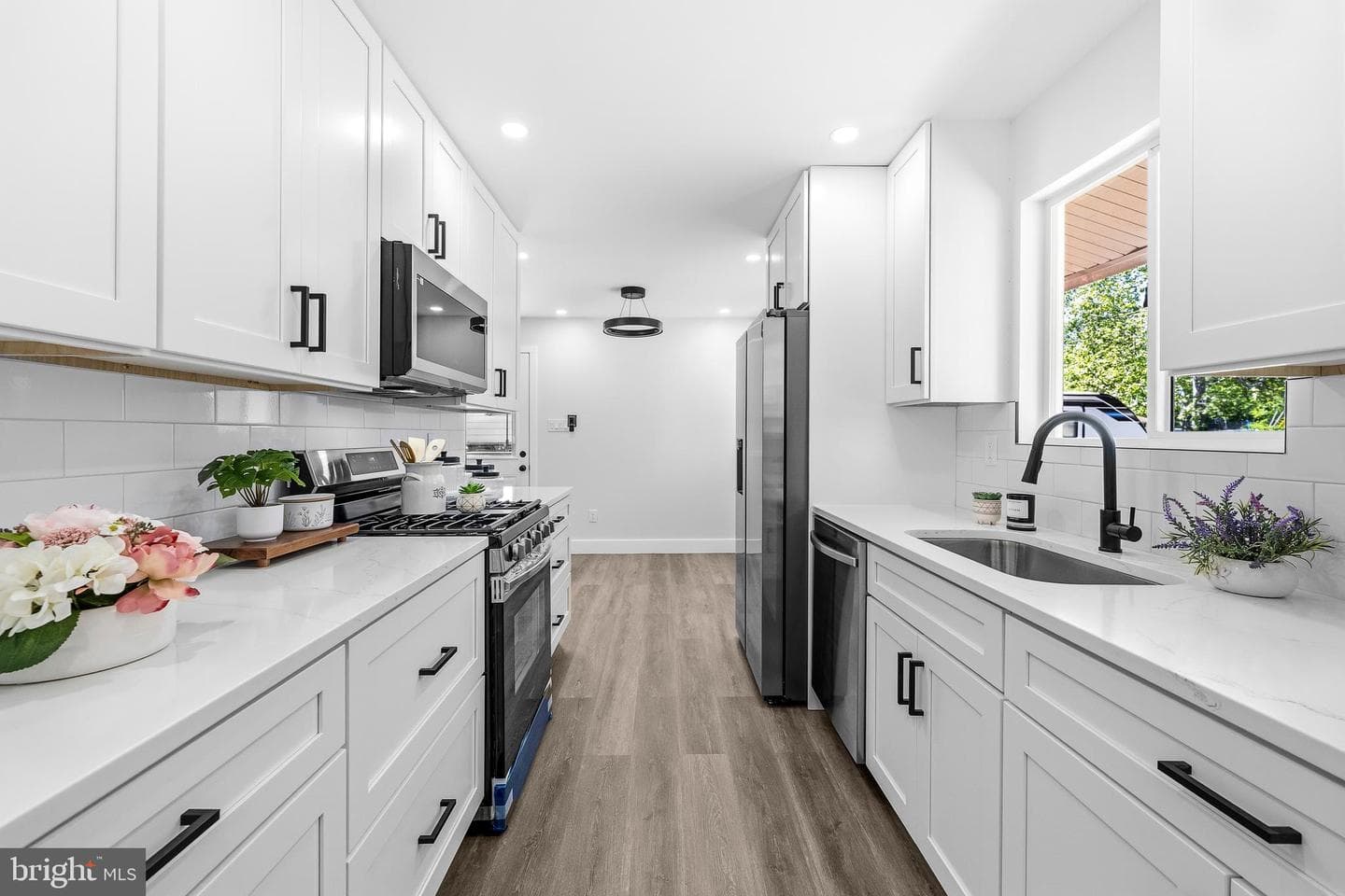 4501 Apple Tree Drive photo 4