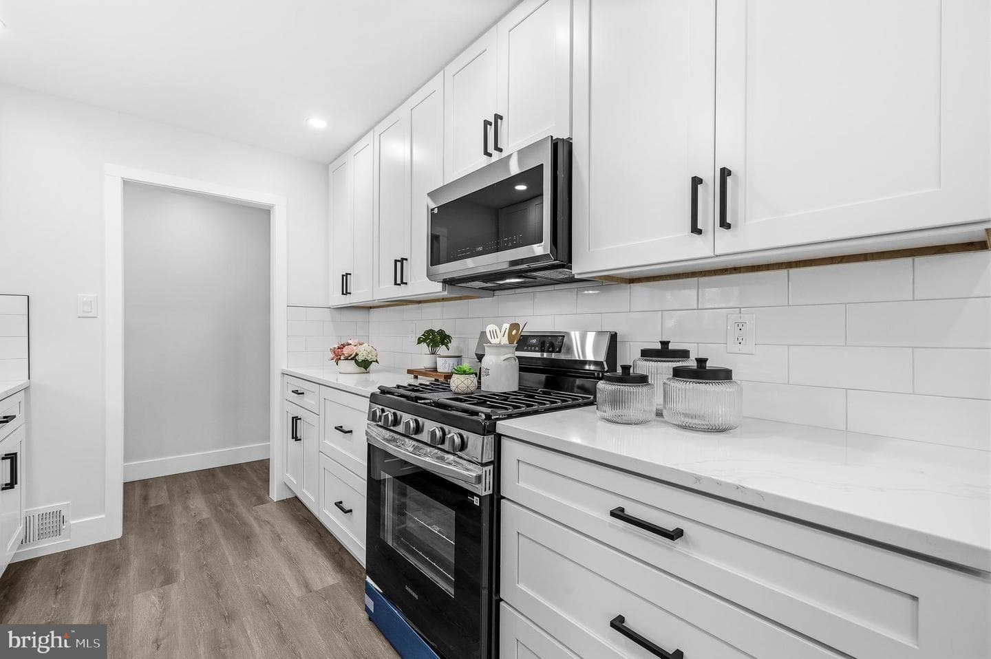 4501 Apple Tree Drive photo 6