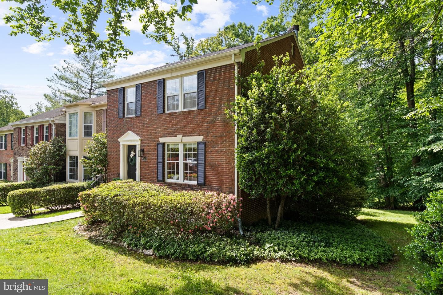 8943 Park Forest Dr photo 2