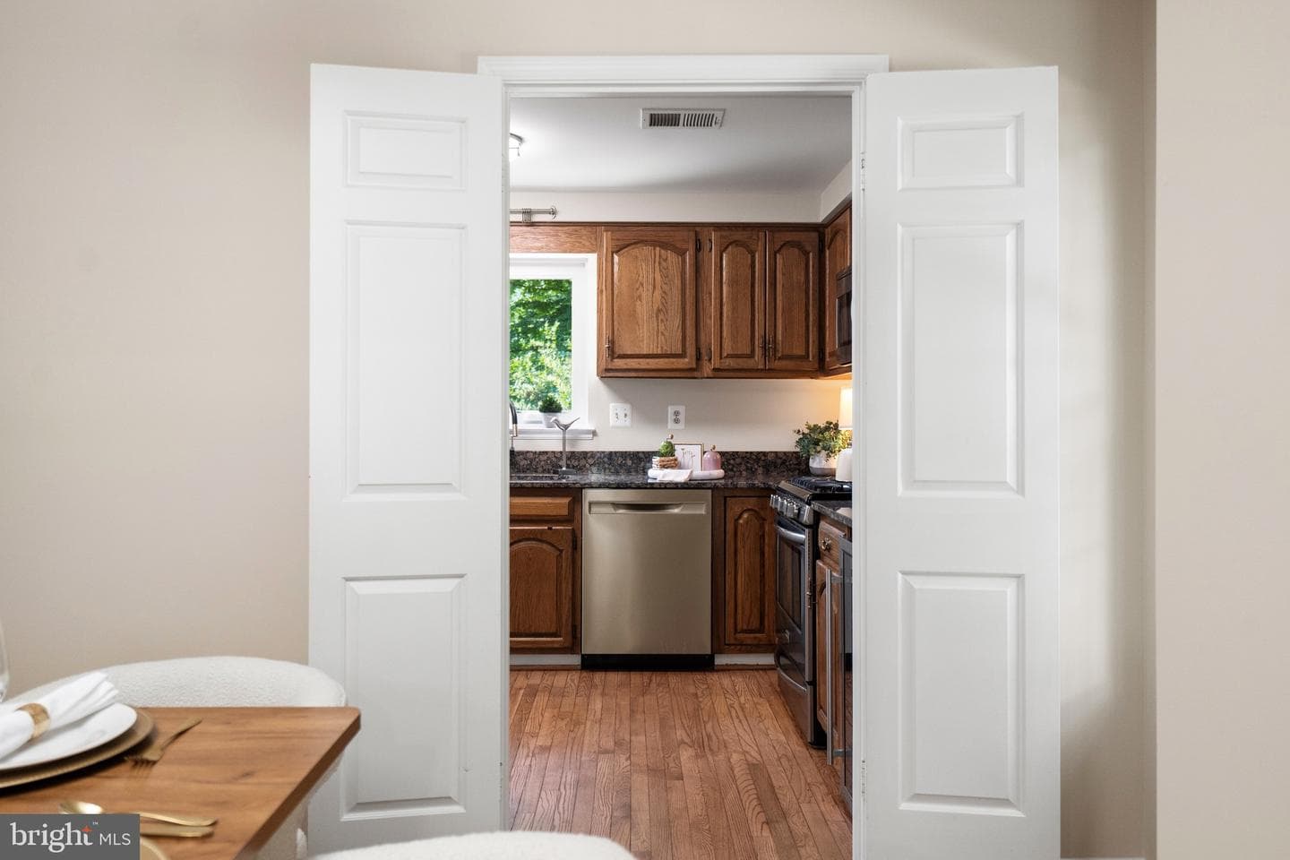 8943 Park Forest Dr photo 20