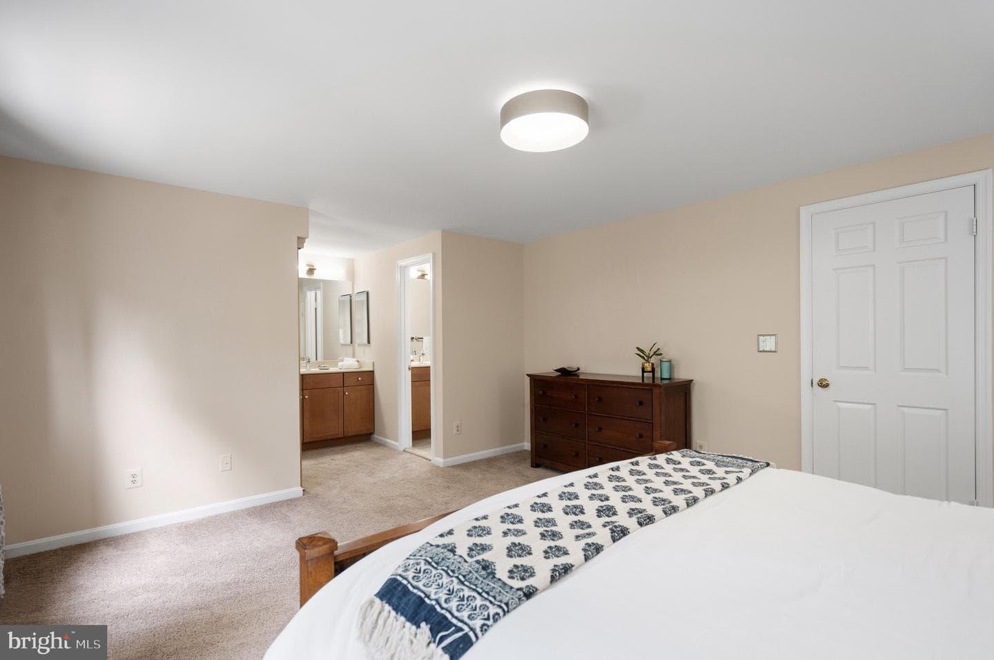 8943 Park Forest Dr photo 44