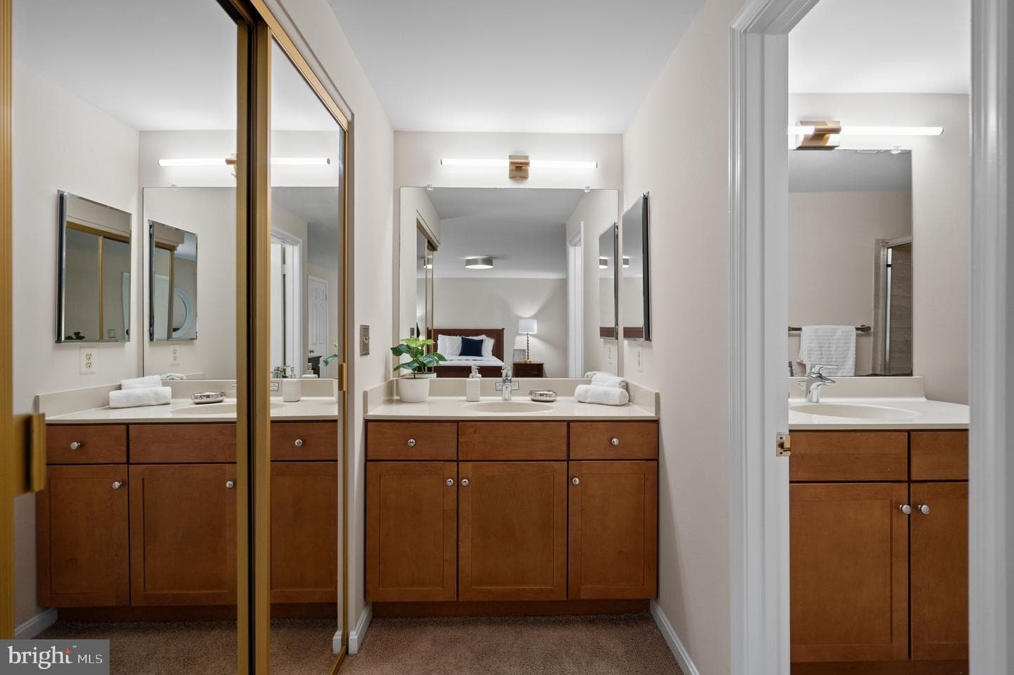 8943 Park Forest Dr photo 46