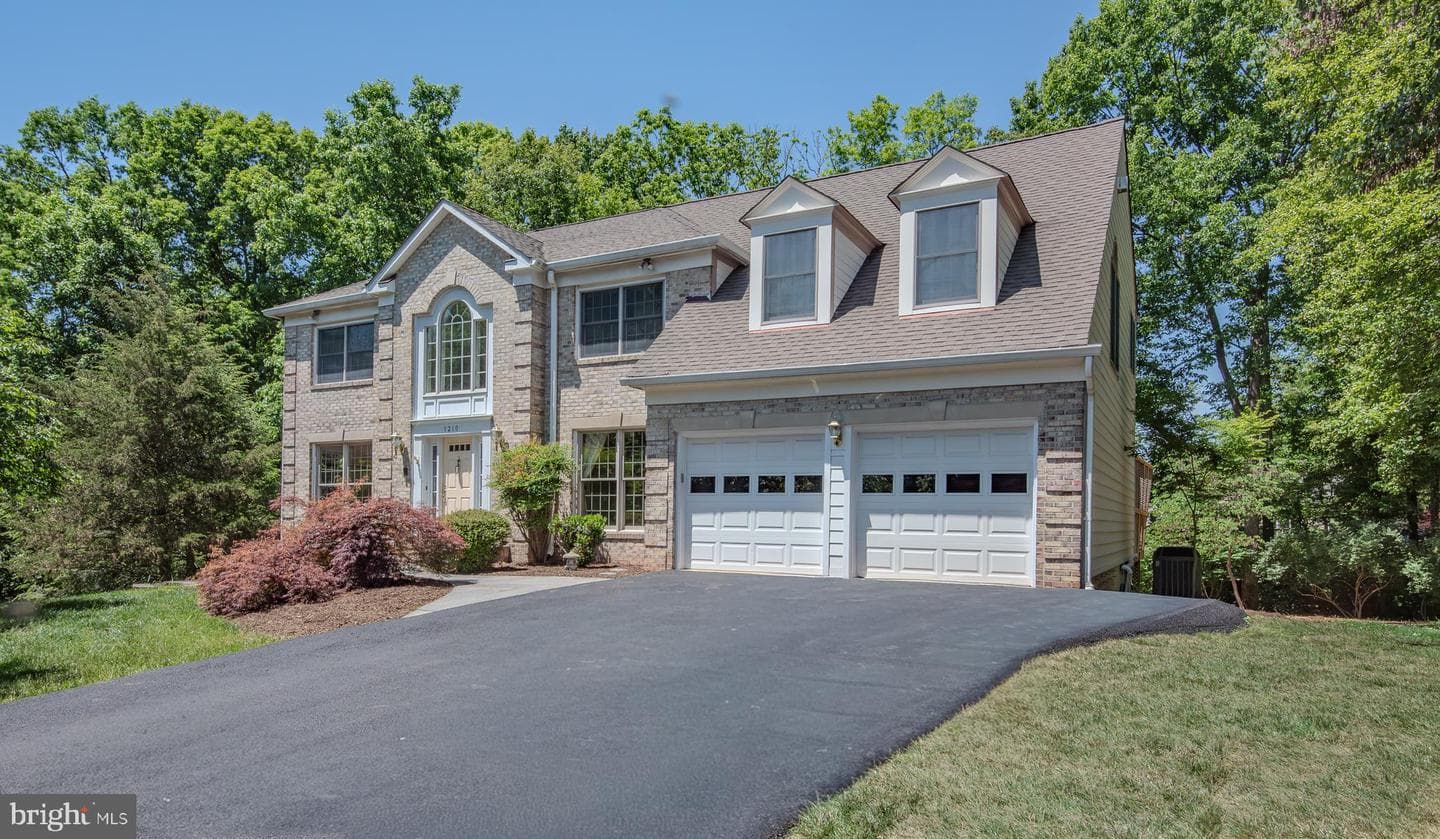 1210 Cameo Court photo 1