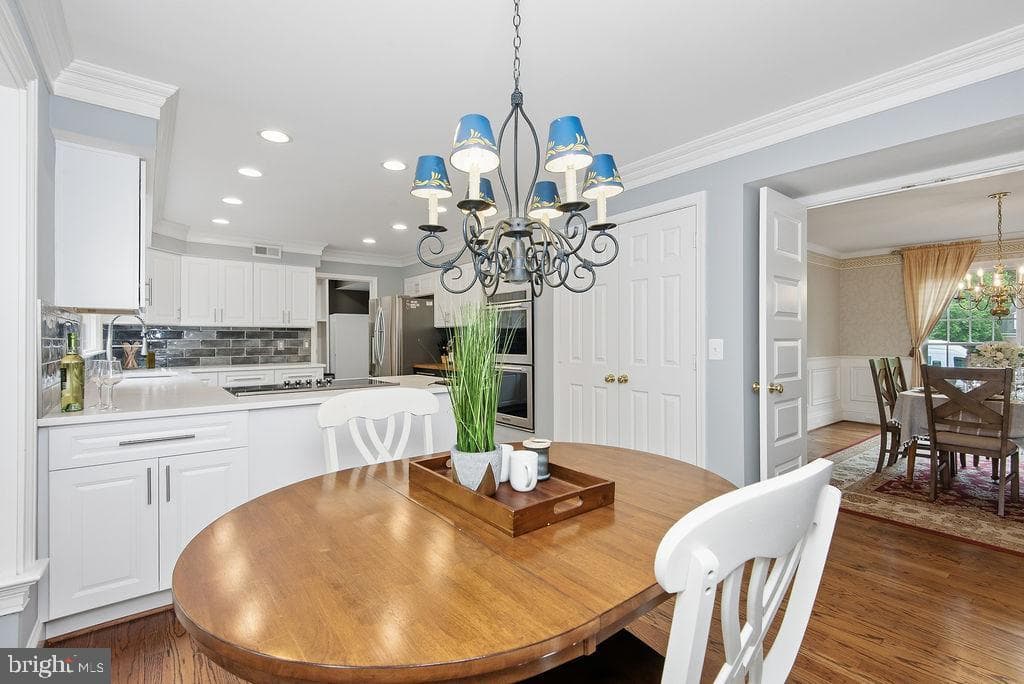 1210 Cameo Court photo 21