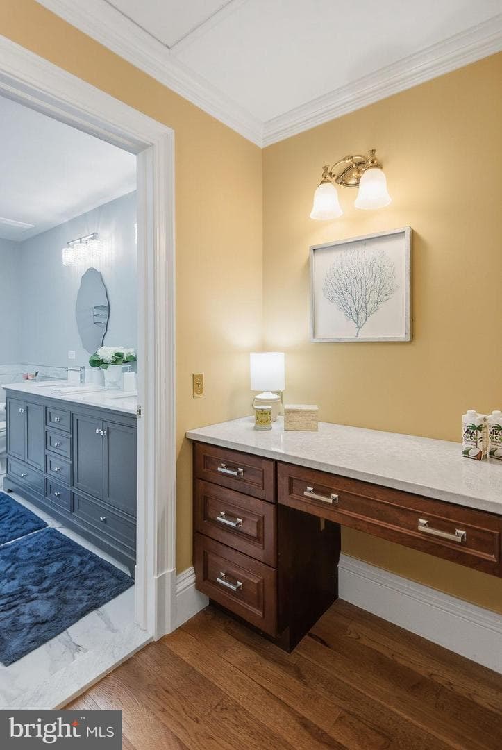 1210 Cameo Court photo 33