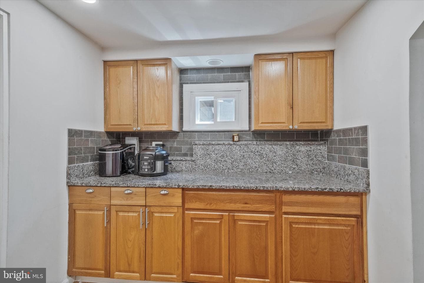 3432 Memorial Street photo 43