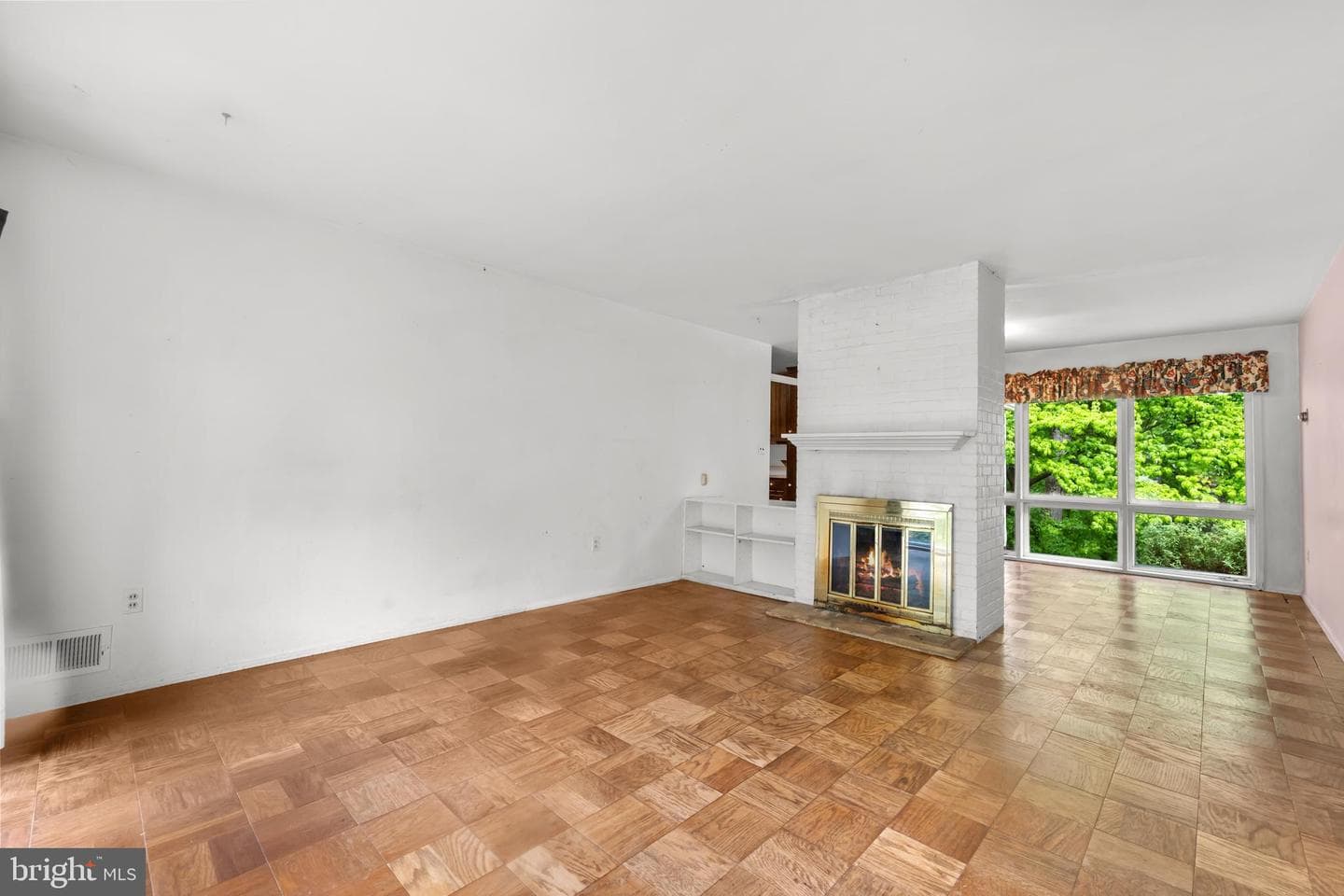 5533 Belfast Place photo 5