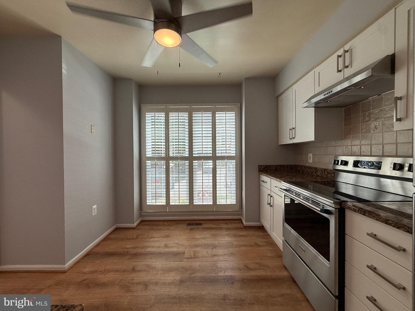 5650 Ridge View Drive photo 8