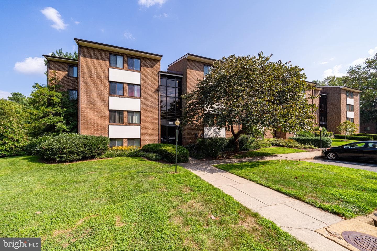 1429 Northgate Square #2a photo 2