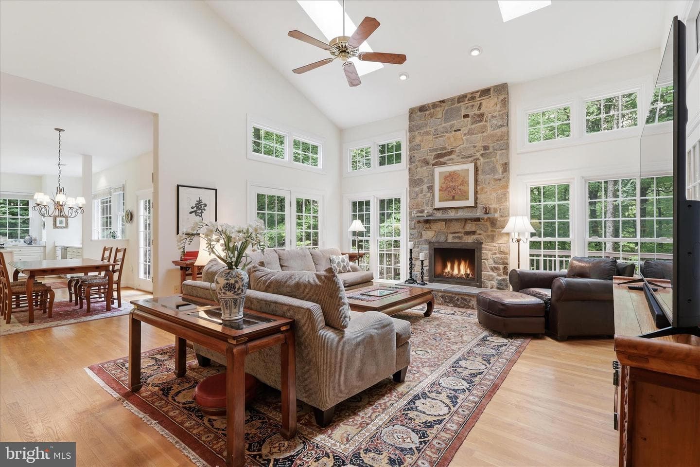 10693 Alliwells Court photo 22