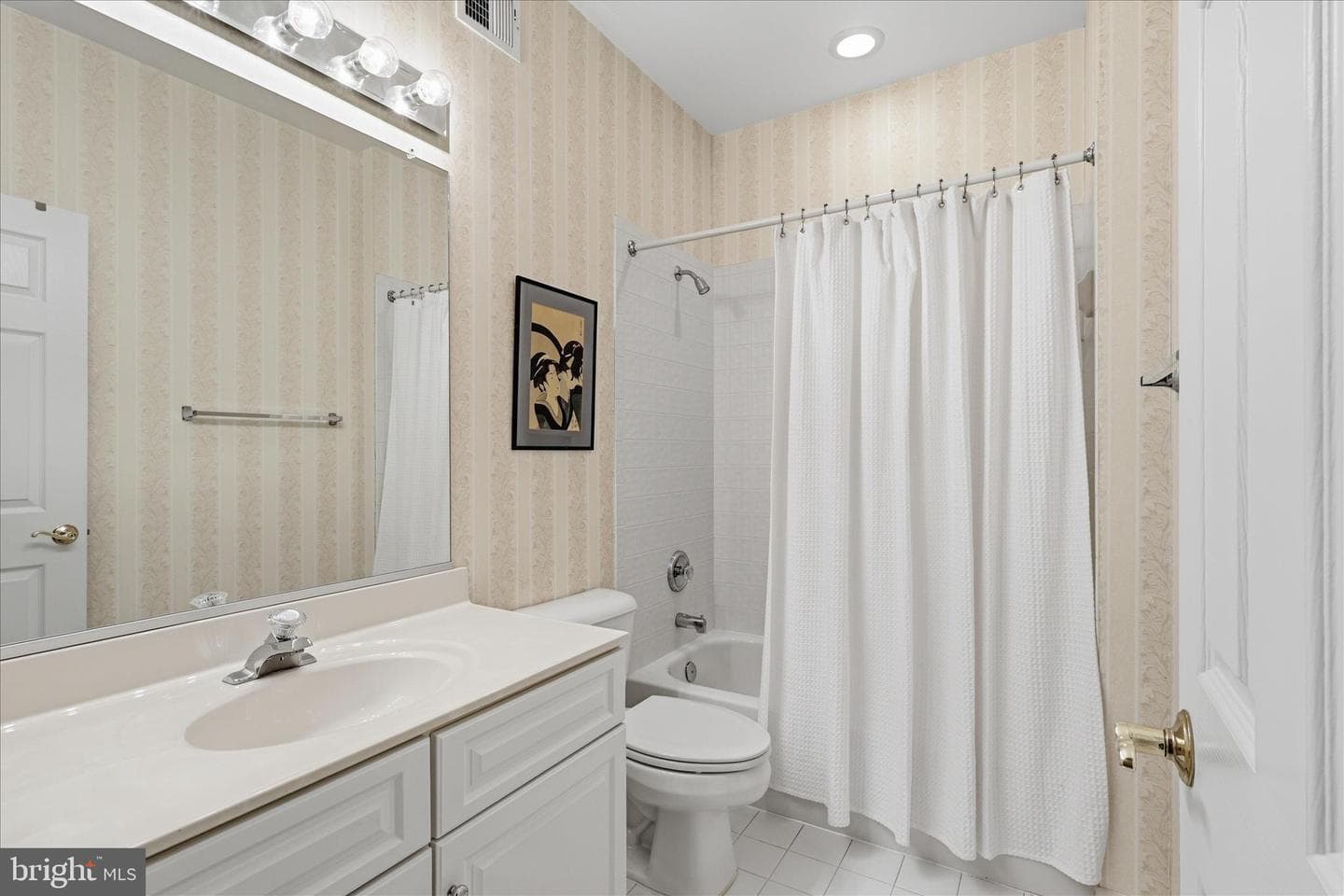 10693 Alliwells Court photo 44