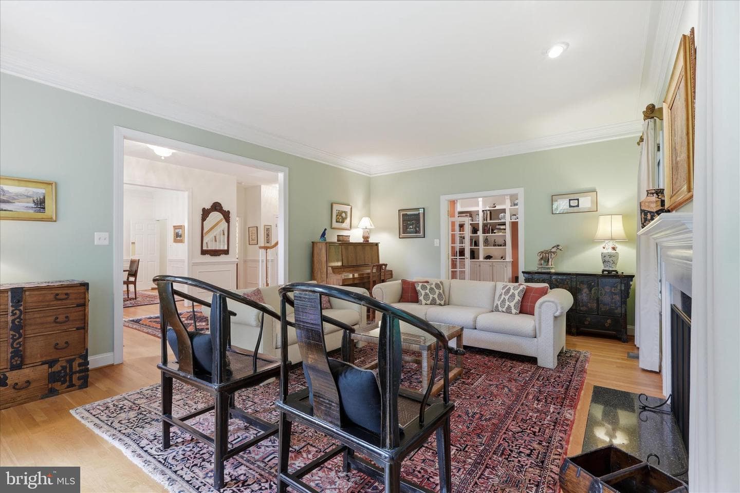 10693 Alliwells Court photo 5