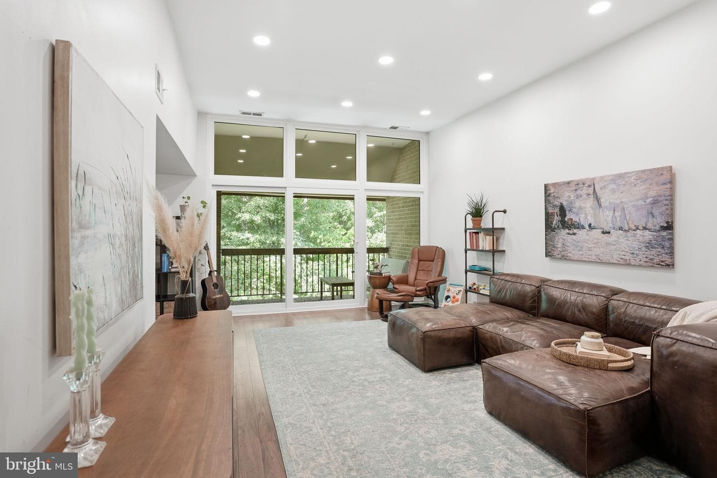 1663 Parkcrest Circle ##5b/300