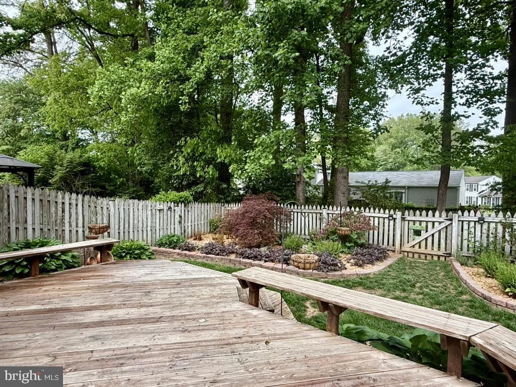 10012 Wood Sorrels Lane photo 14