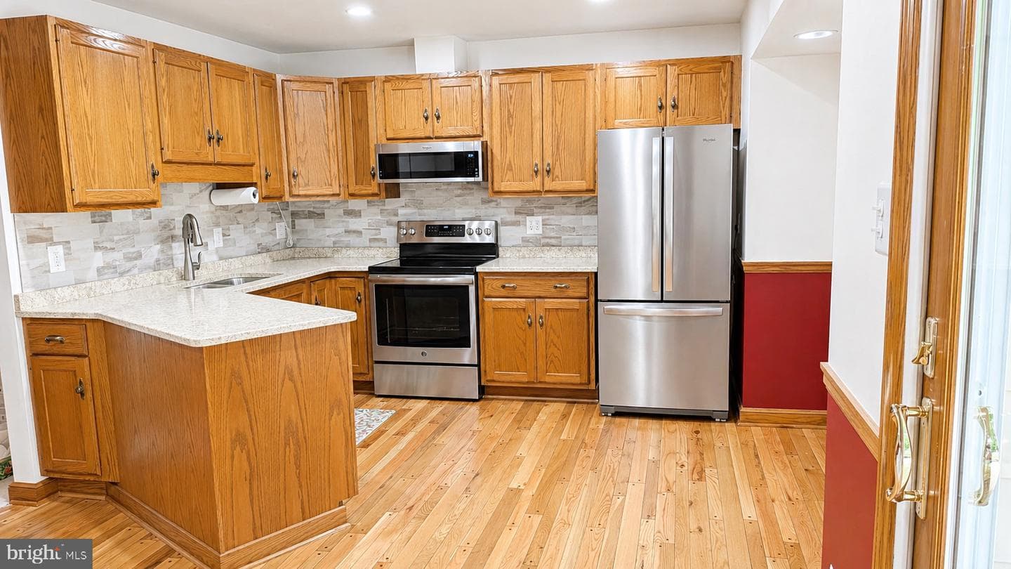 10012 Wood Sorrels Lane photo 5