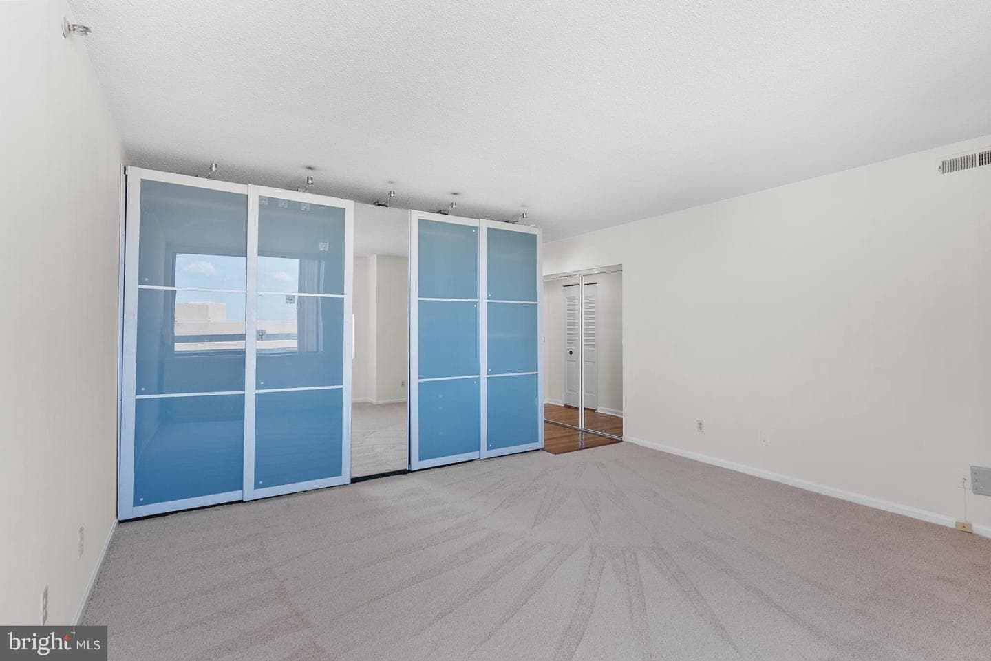 3713 S George Mason Drive #1412 photo 26