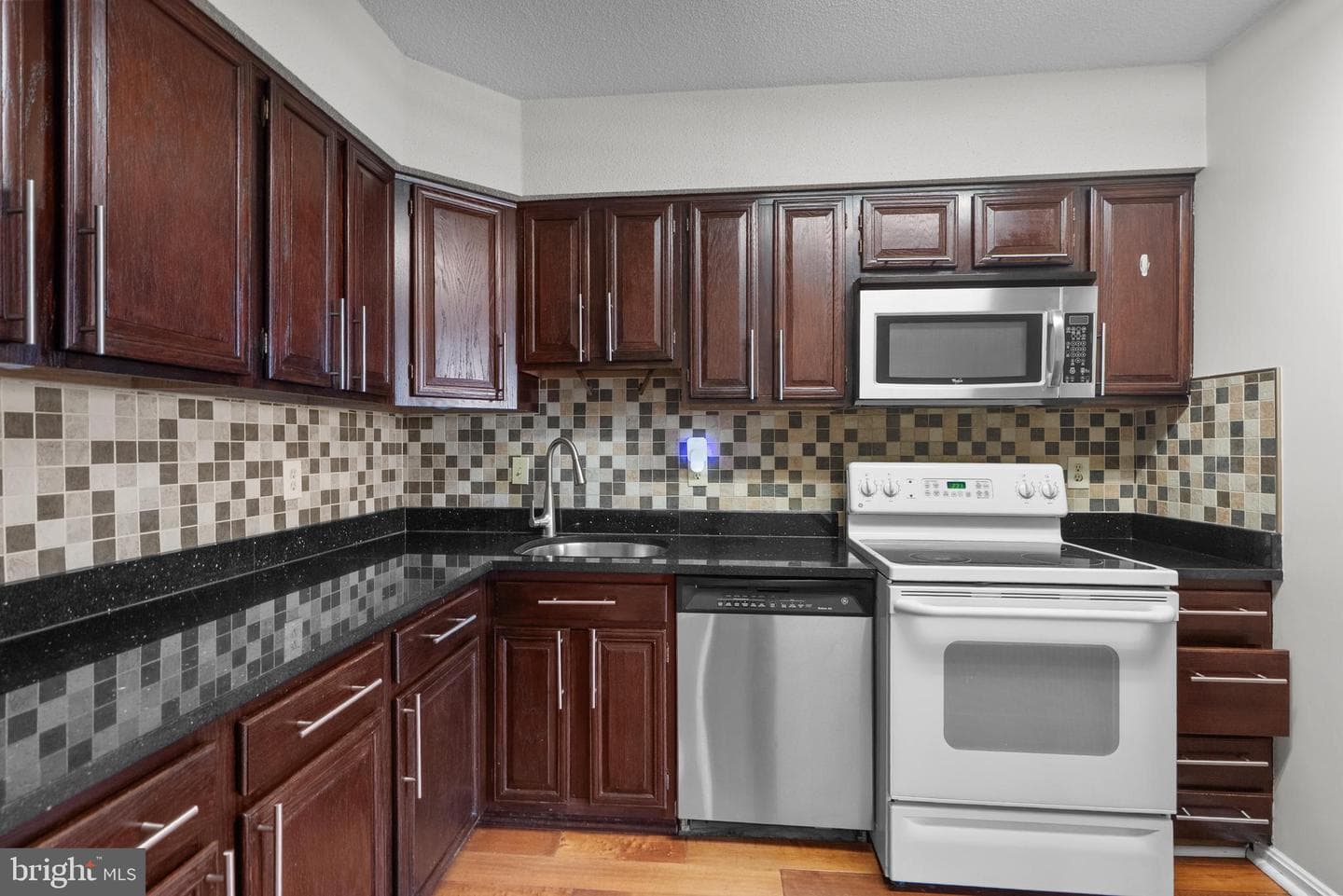 3713 S George Mason Drive #1412 photo 5