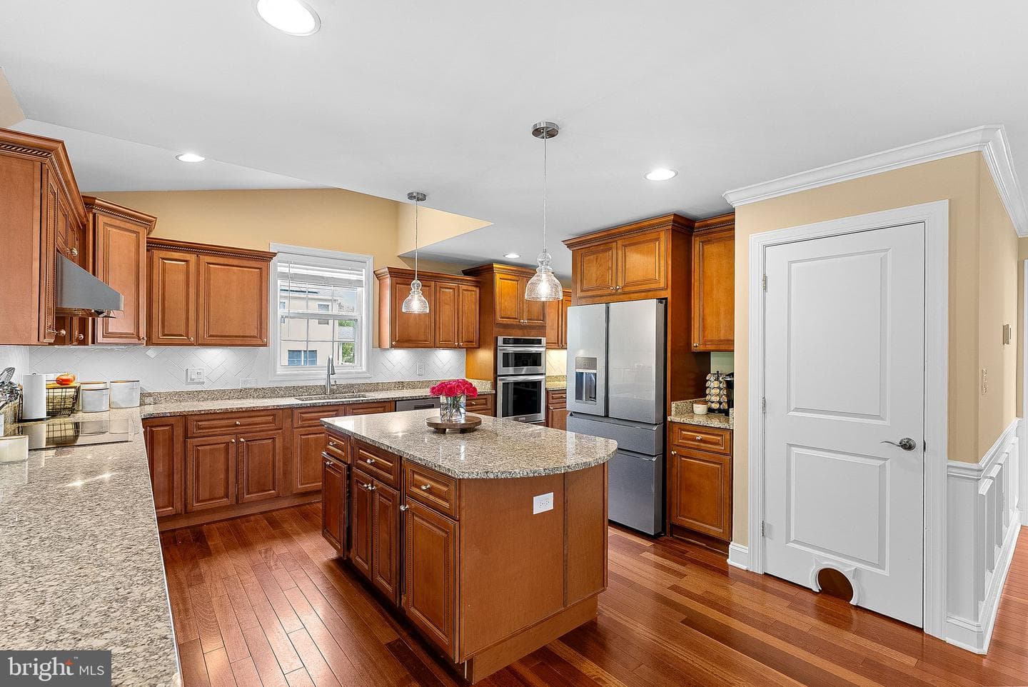 6932 Alpine Drive photo 18