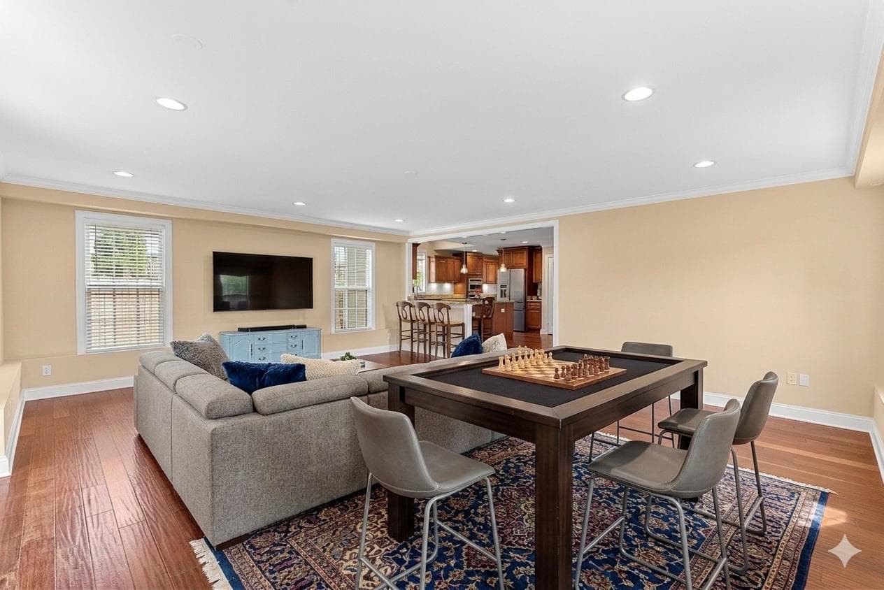 6932 Alpine Drive photo 4