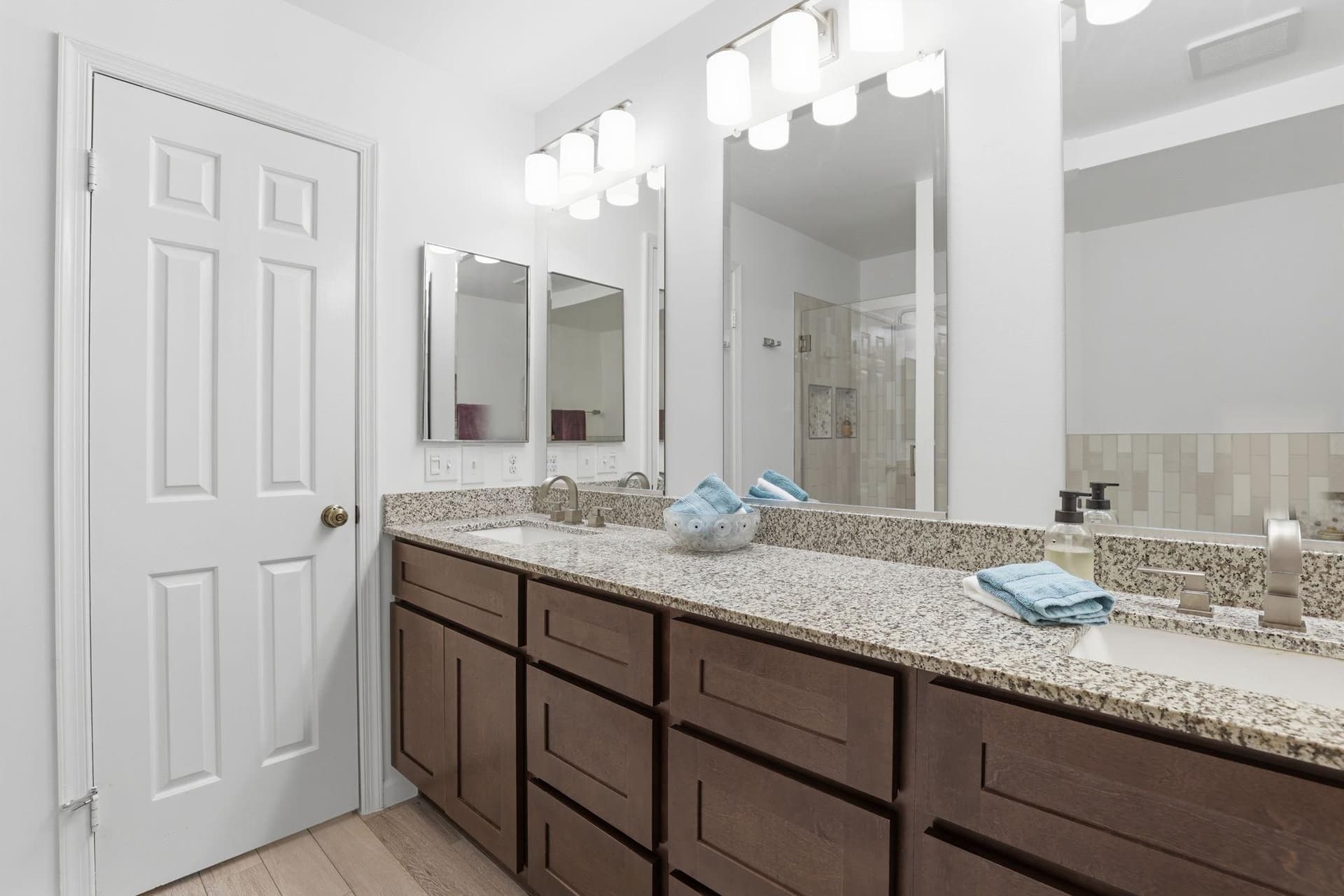 10126 Turnberry Place photo 17