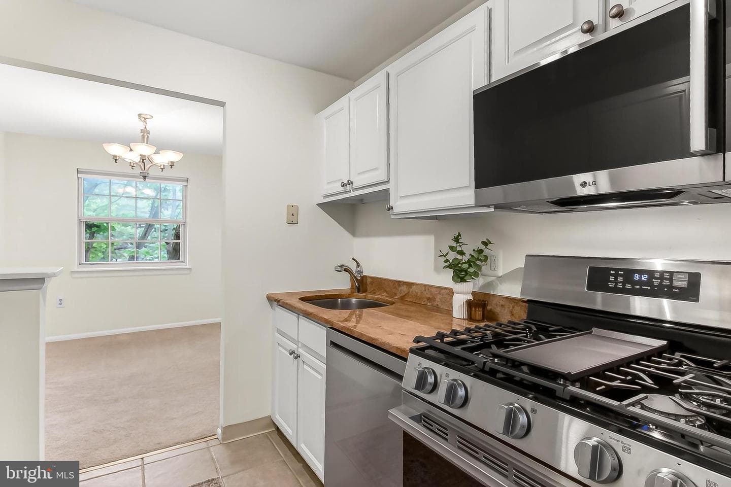 1948 Kennedy Drive #203 photo 7