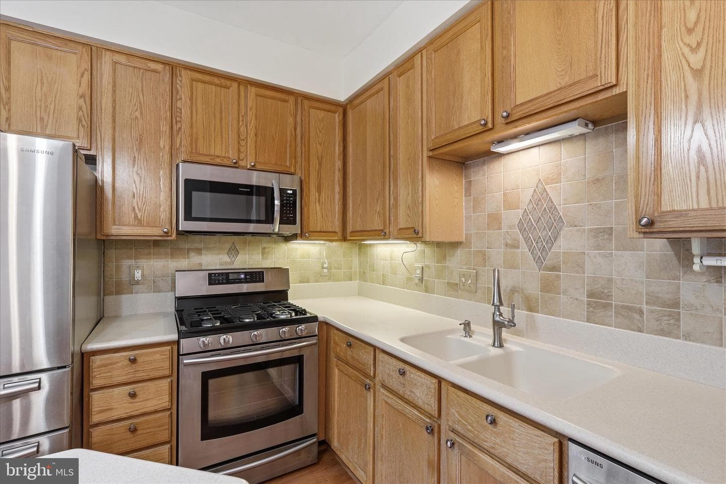 14279 Glade Spring Drive photo 12