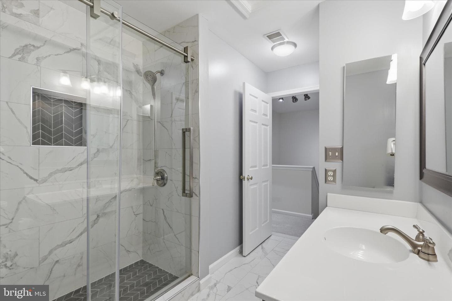 14279 Glade Spring Drive photo 24