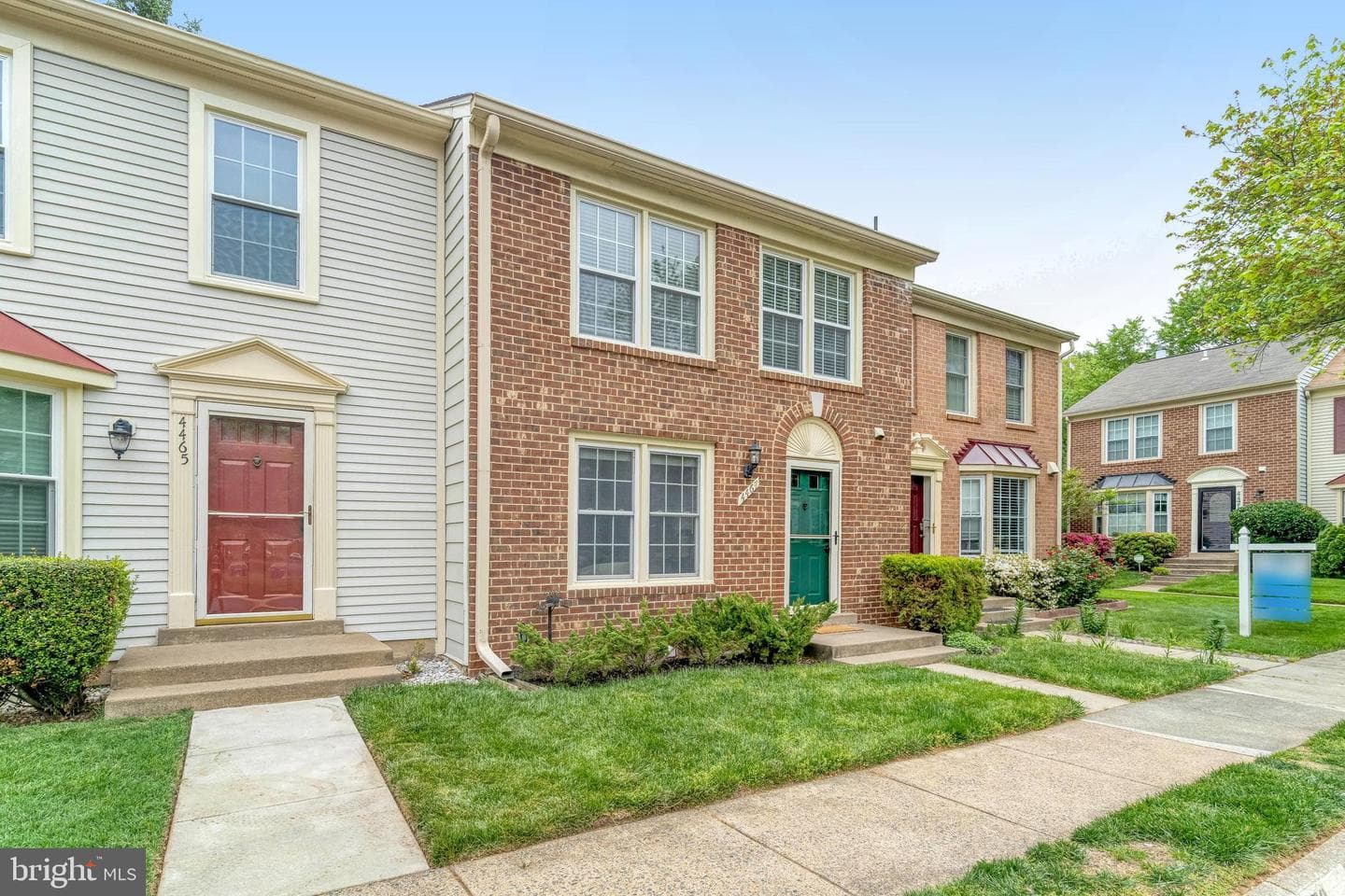 4467 Holly Avenue photo 3