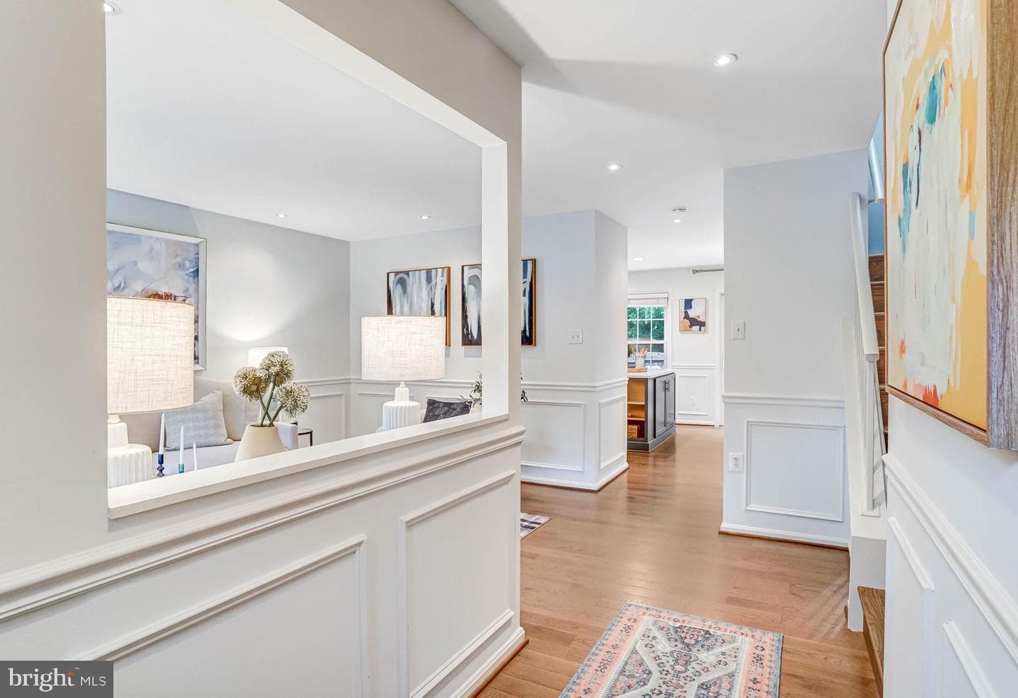 4467 Holly Avenue photo 4