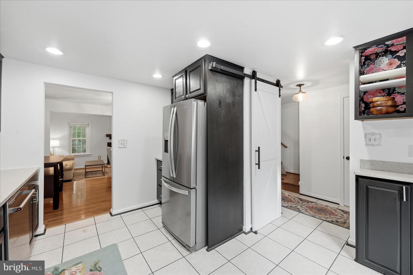 5723 Walnut Wood Lane photo 10