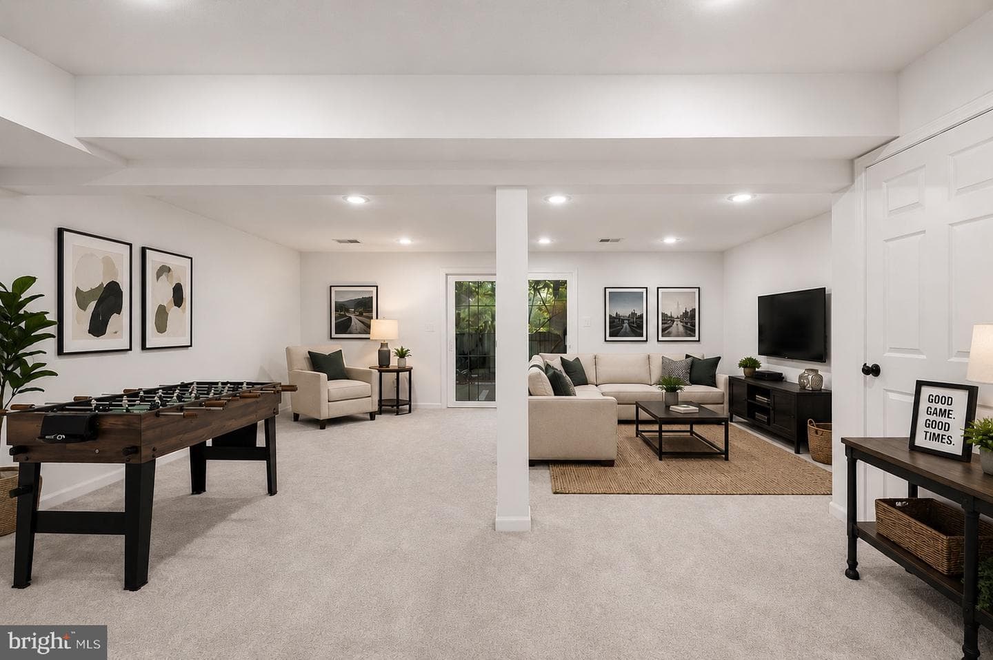 5723 Walnut Wood Lane photo 4