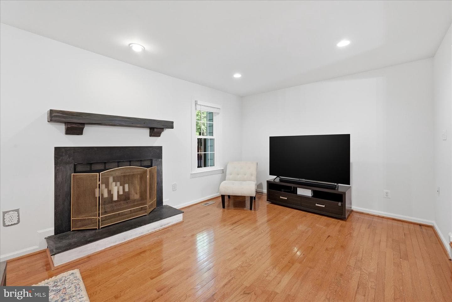 5723 Walnut Wood Lane photo 7