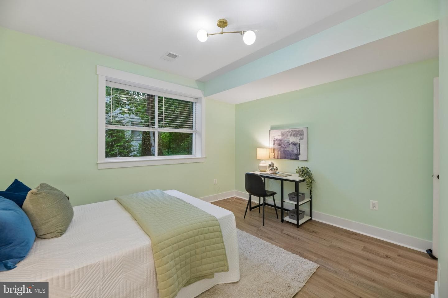 2336 N Oak Street photo 122