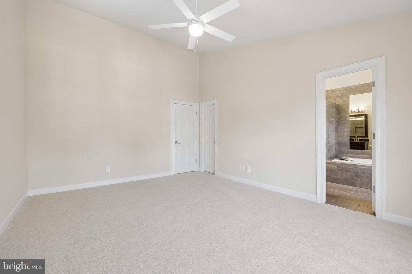 5724 Wood Creek Lane photo 14