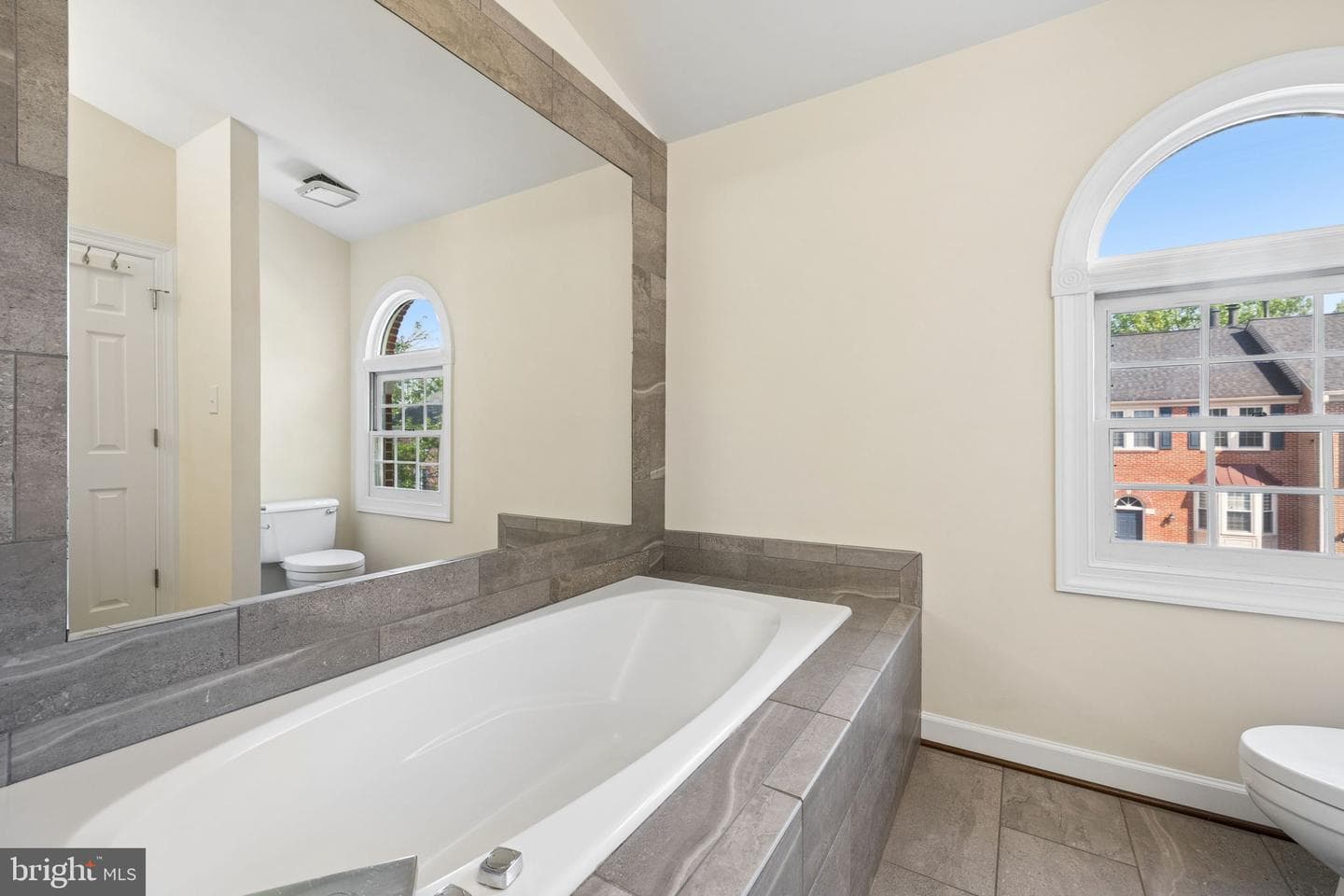 5724 Wood Creek Lane photo 16