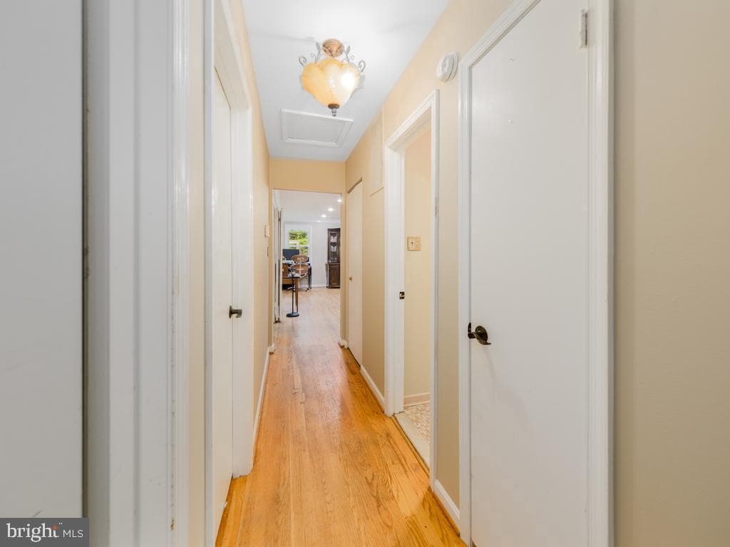 8706 Braeburn Drive photo 18