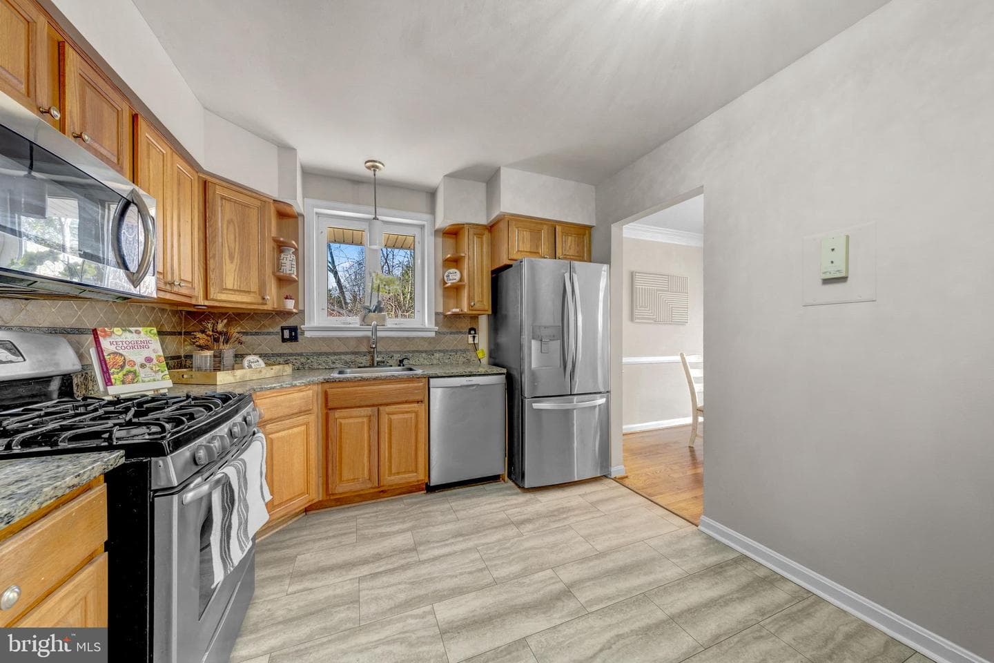 8706 Braeburn Drive photo 7