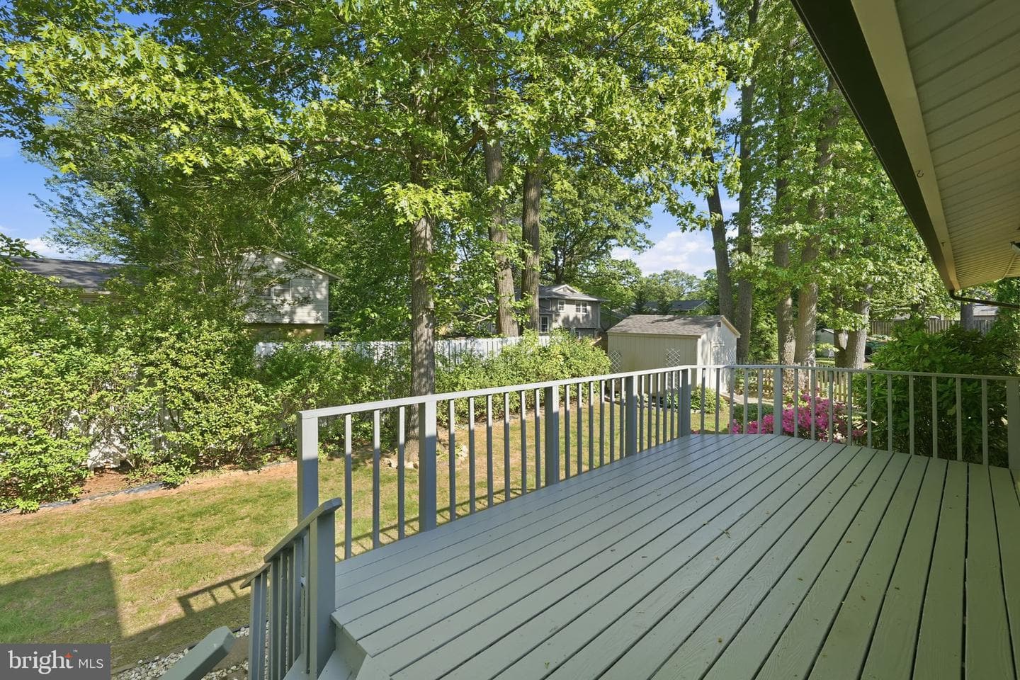 3425 Bedivere Court photo 35