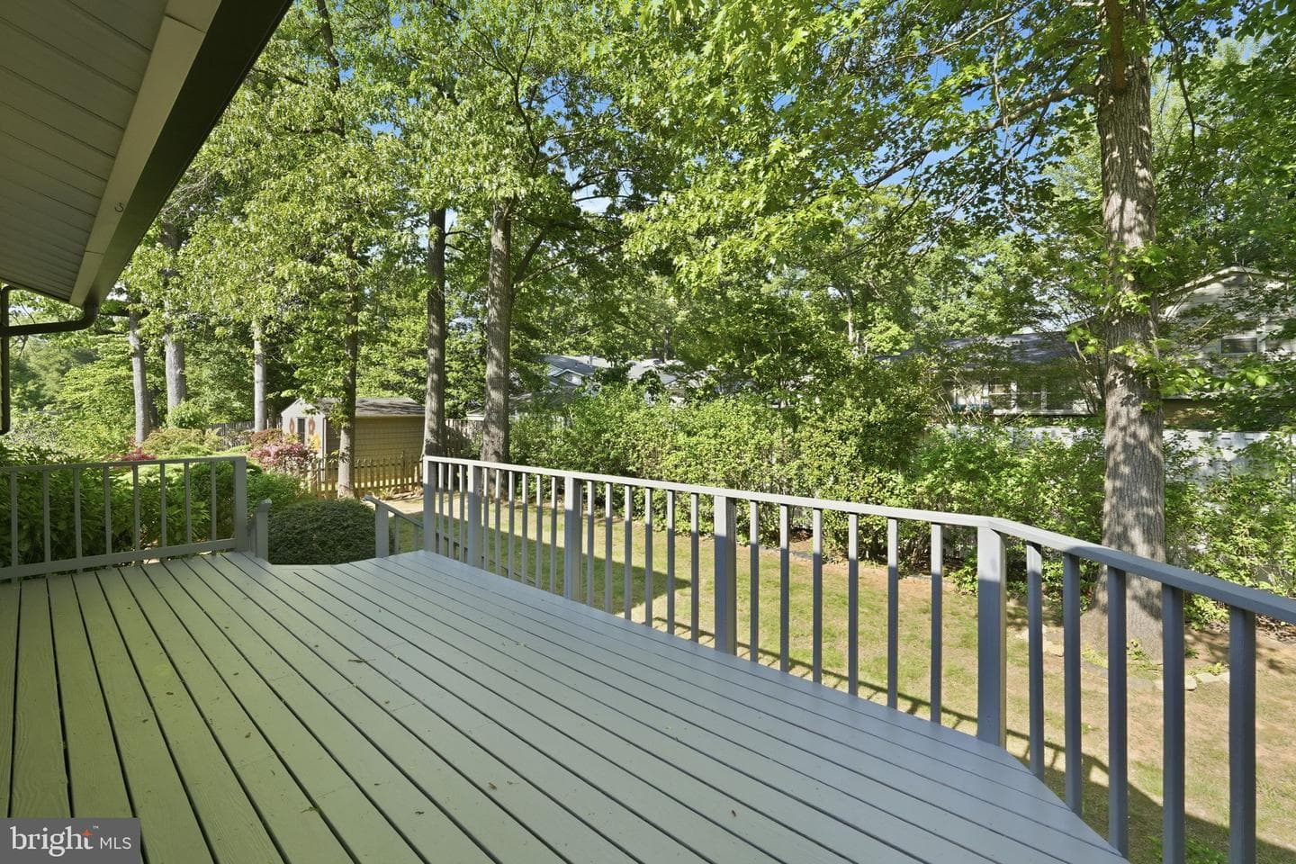3425 Bedivere Court photo 36