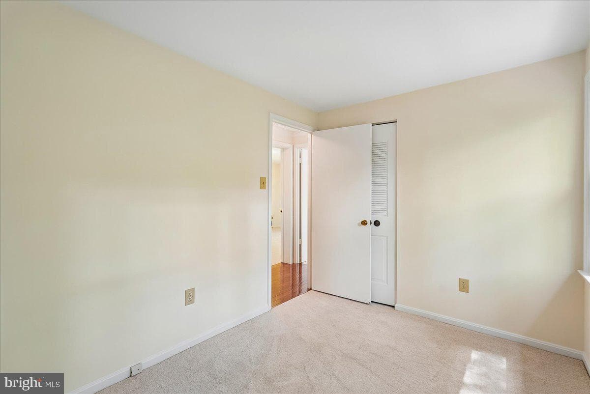 10806 Oldfield Drive photo 18