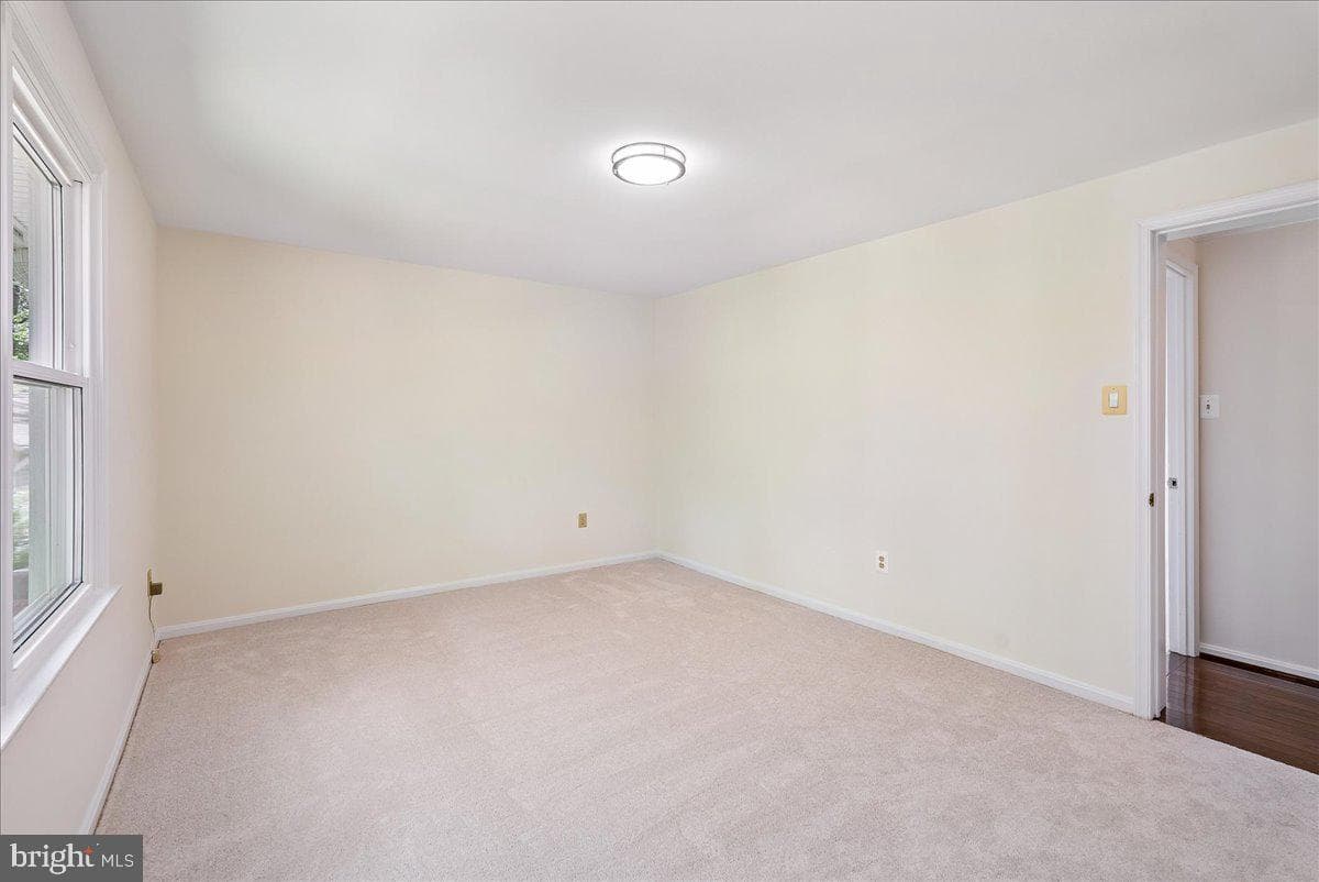 10806 Oldfield Drive photo 26
