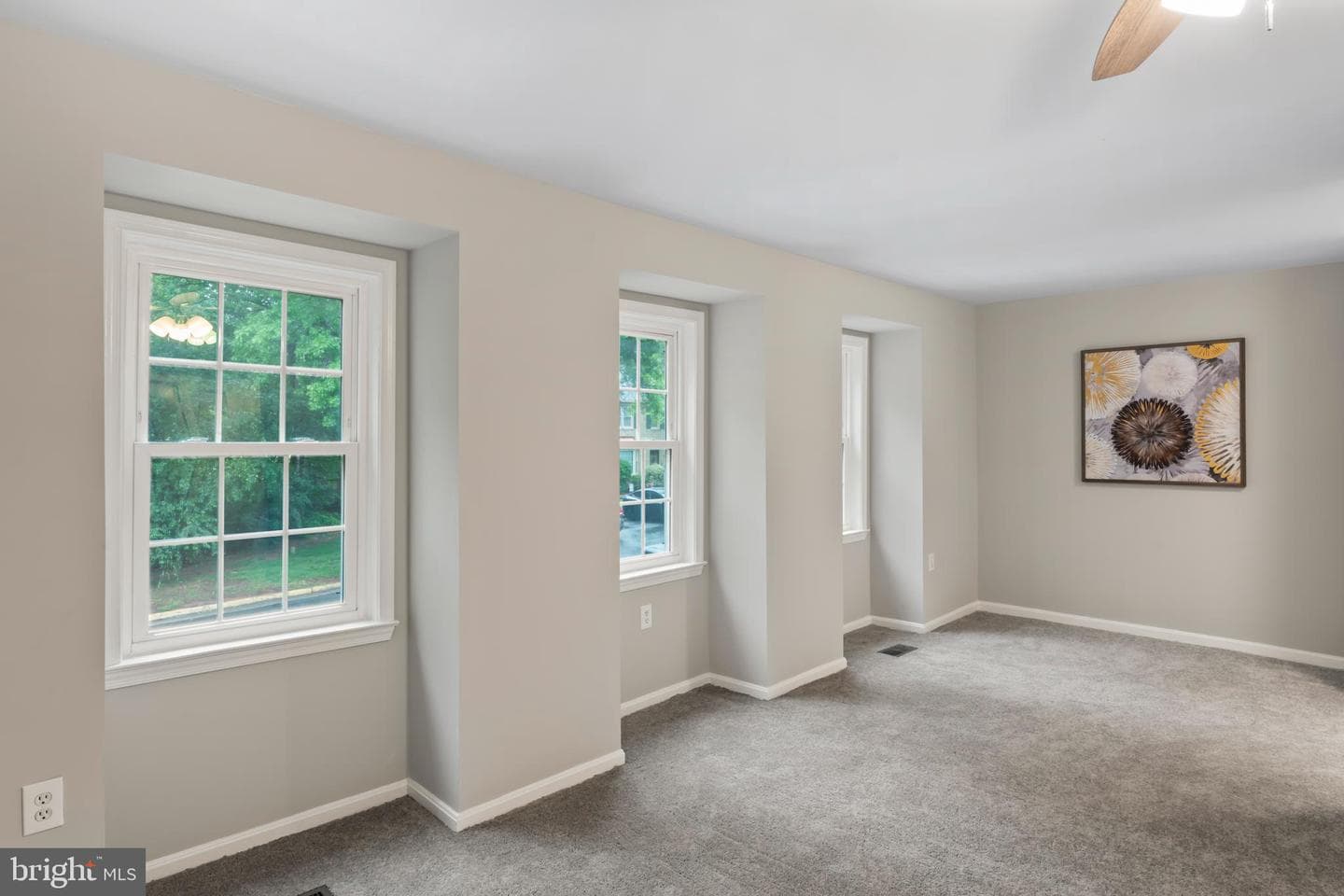 5661 Chelmsford Court photo 26