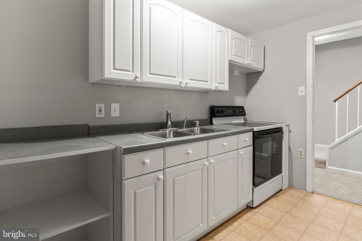 5661 Chelmsford Court photo 46
